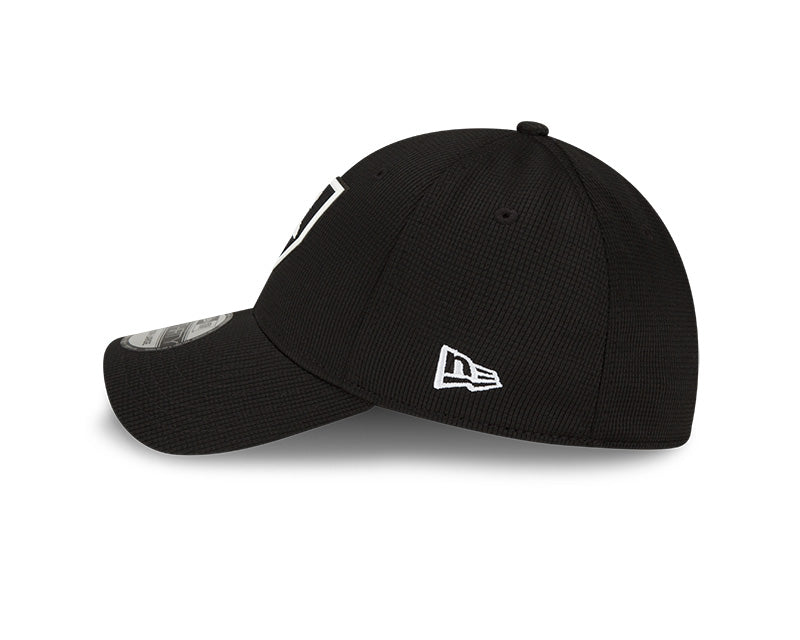 Men's Chicago White Sox New Era Black 2022 Clubhouse Black 39THIRTY Flex Hat Official Team Hat Sports Fan Cap Official NFL Team Hat Football Fan Cap