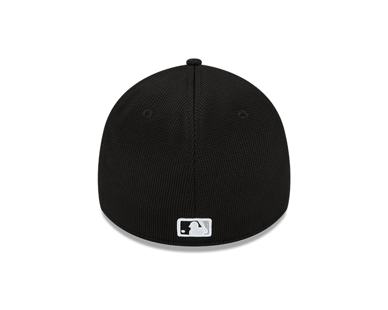 Men's Chicago White Sox New Era Black 2022 Clubhouse Black 39THIRTY Flex Hat Official Team Hat Sports Fan Cap Official NFL Team Hat Football Fan Cap