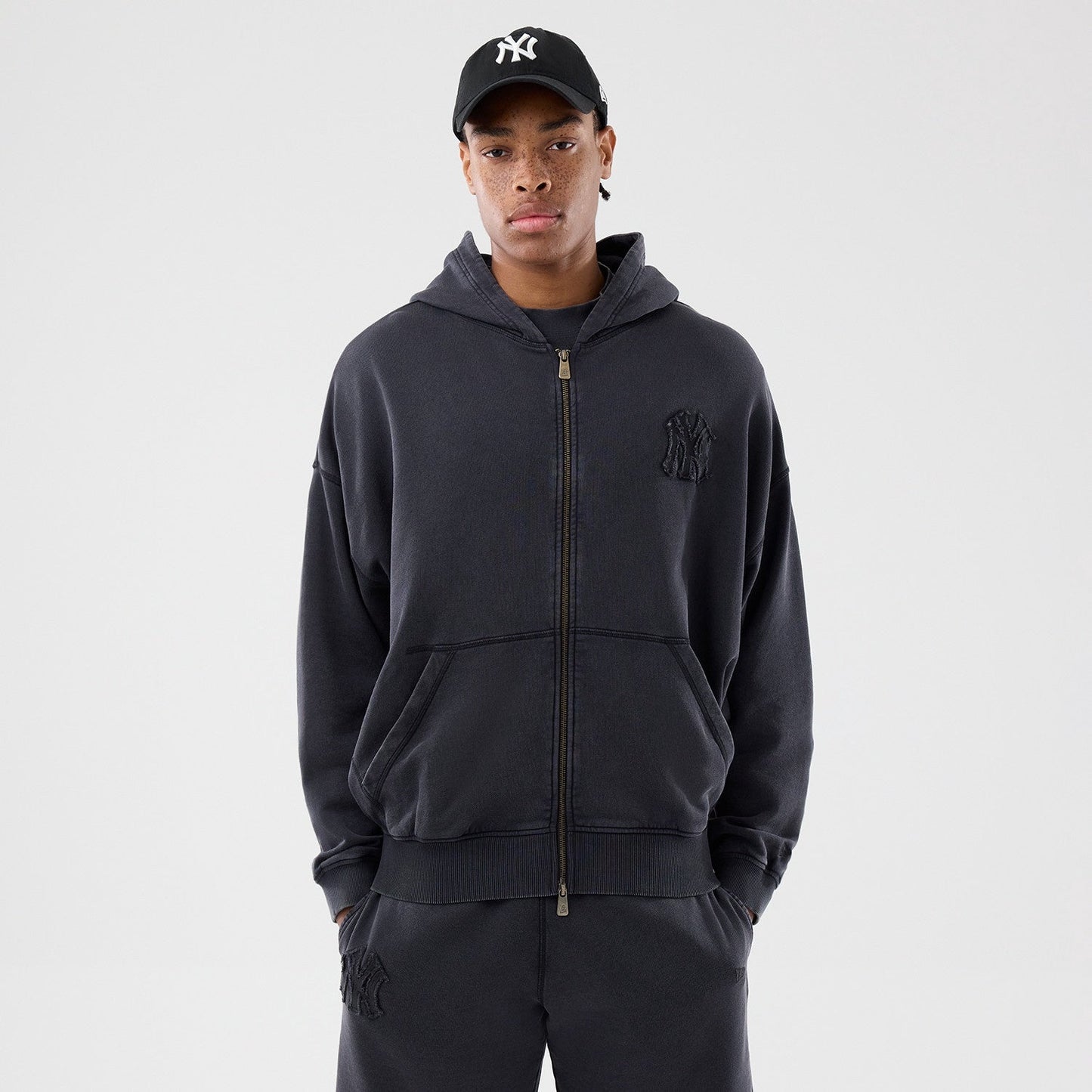 MLB Washed Full Zip Hoodie New York Yankees Black Official Sports Fan Gear Official NFL Fan Gear