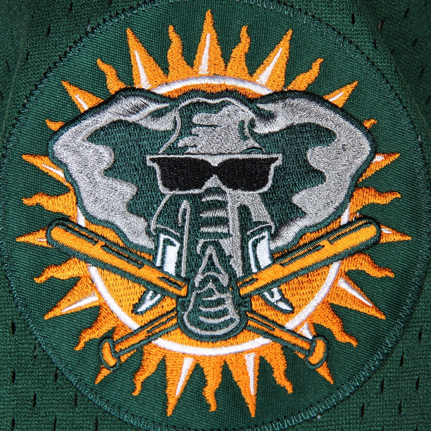 Men's Oakland Athletics Rickey Henderson 1998 Mitchell & Ness Green Cooperstown 1987 Mesh Batting Practice Jersey Official Team Jersey Sports Fan Apparel Official NFL Team Jersey Football Fan Apparel